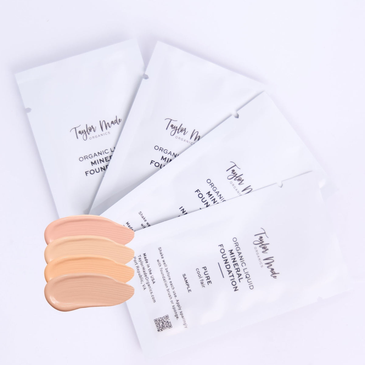 Liquid Mineral Foundation Sample Set, Light